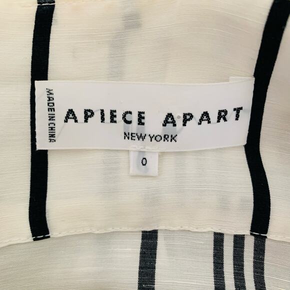 Apiece Apart - Picture 7 of 9